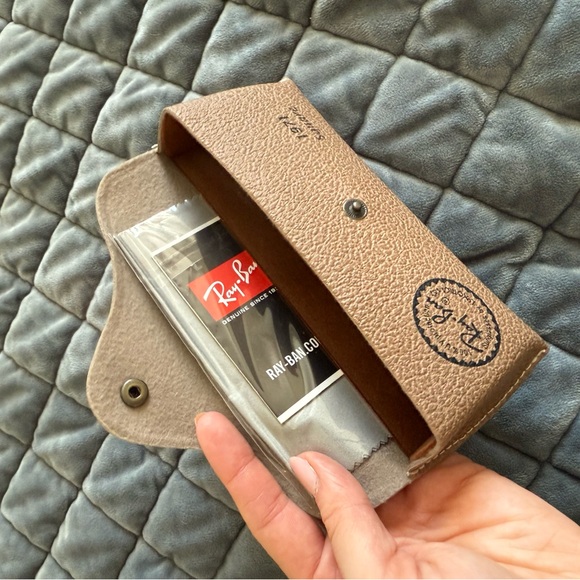 Ray-Ban Gold and Brown Retro Sunglasses - Picture 7 of 7